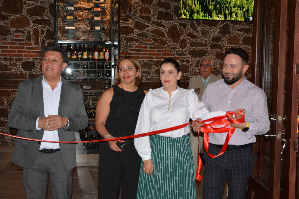 Alex Camacho, Lauda Delgado, Aidé Mondragón y Santiago Alegria.